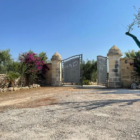 Tatil Evi Il Papavero Rosso - Pajara Con Idromassaggio Gagliano del Capo